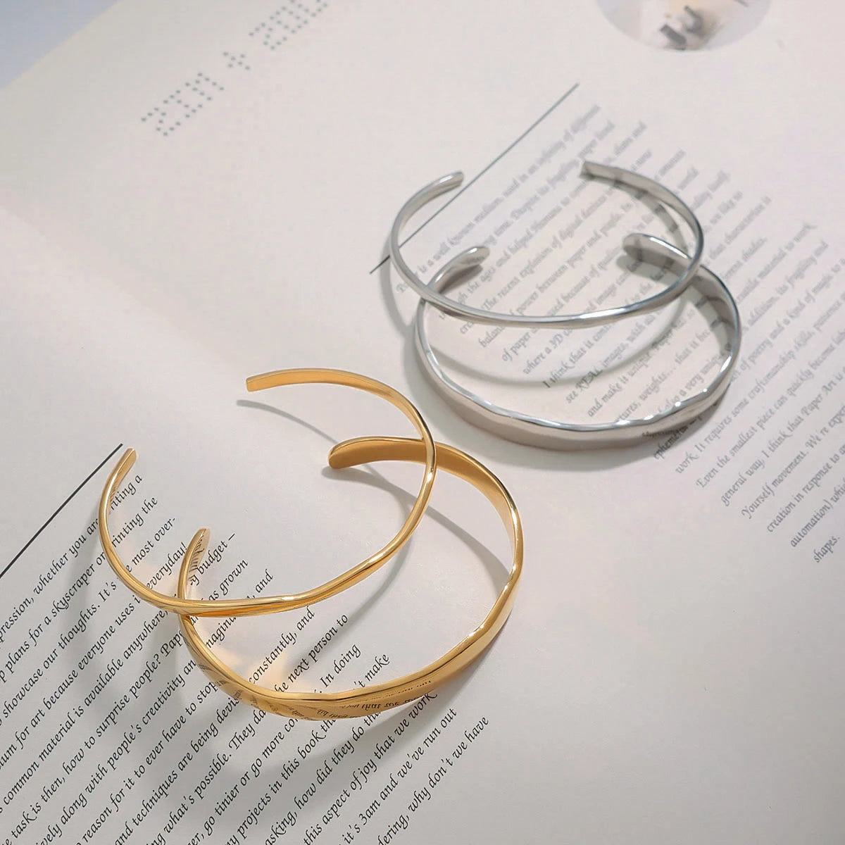 Pulseira Duo Ondas assimétricas Banho Ouro 18K