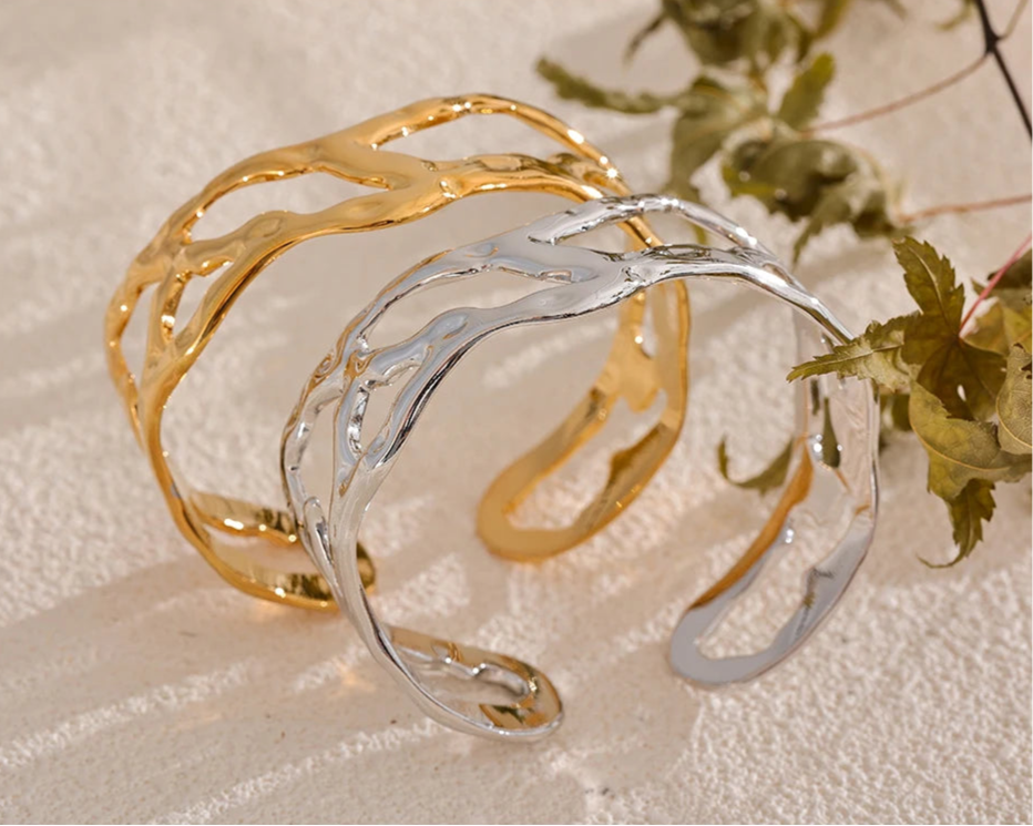 Pulseira Assimétrica Banhada a Ouro 18K