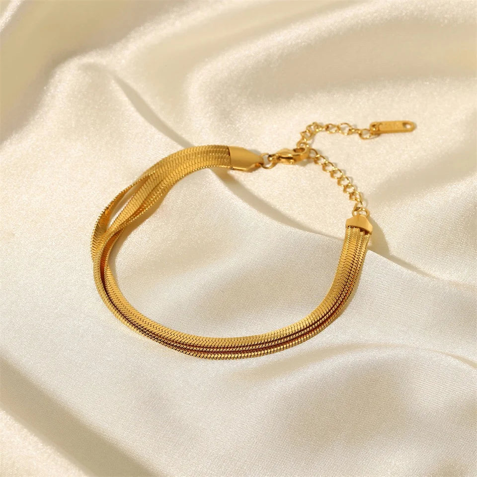 Pulseira Corrente Tripla Lisa Banhada a Ouro 18K