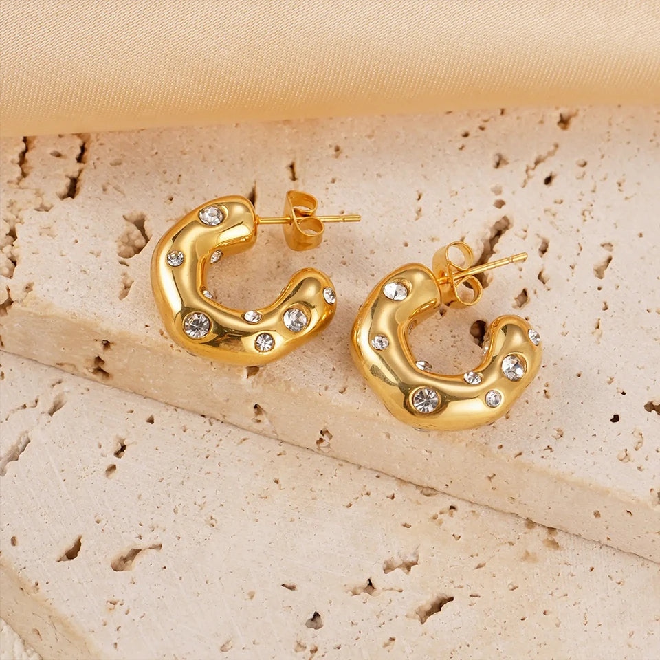 Brinco Argola com Zircônias Banhado em Ouro 18K