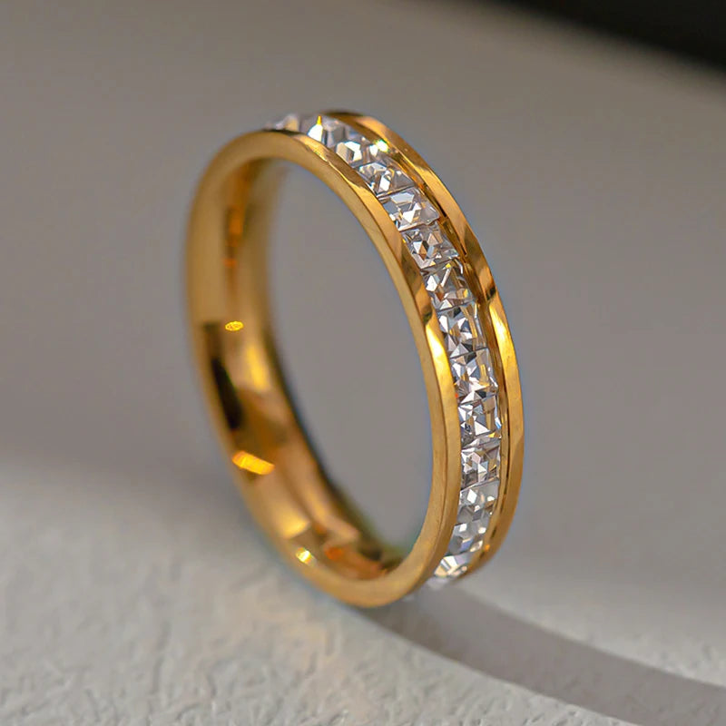 Conjunto Brinco, Pulseira e Anel Luxo Cravejado Zircônia