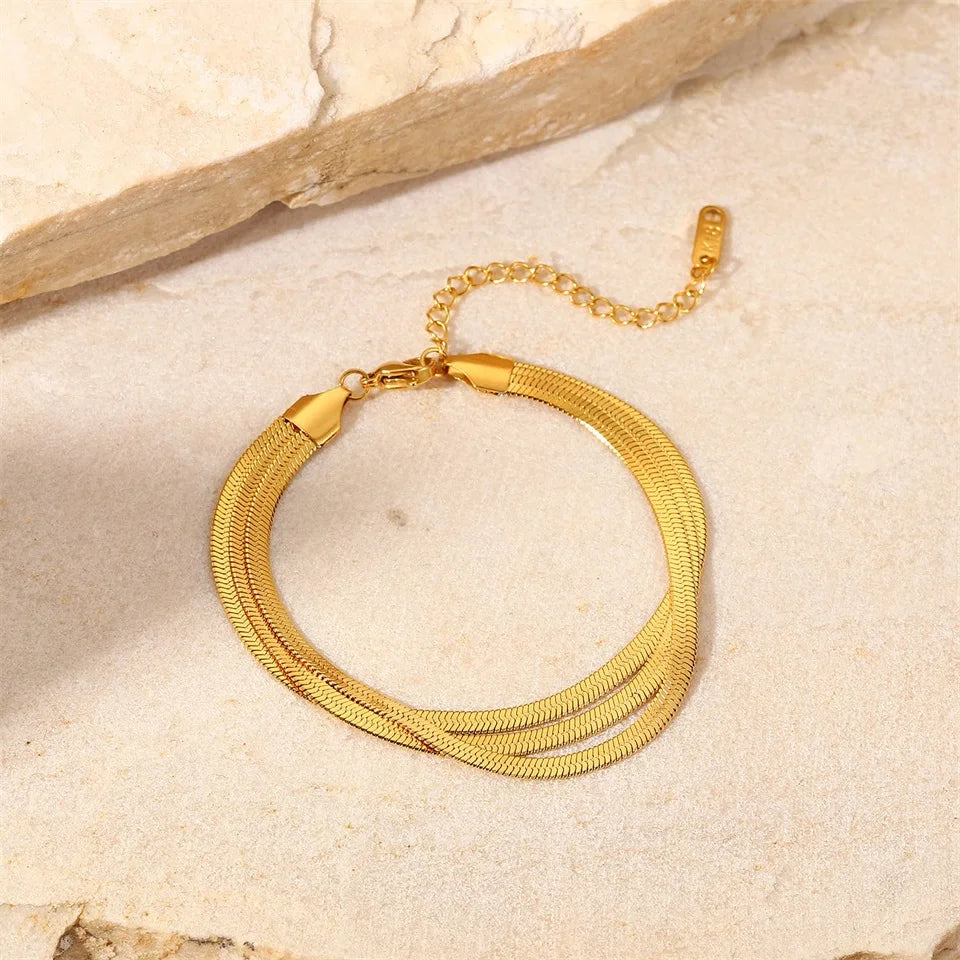 Pulseira Corrente Tripla Lisa Banhada a Ouro 18K