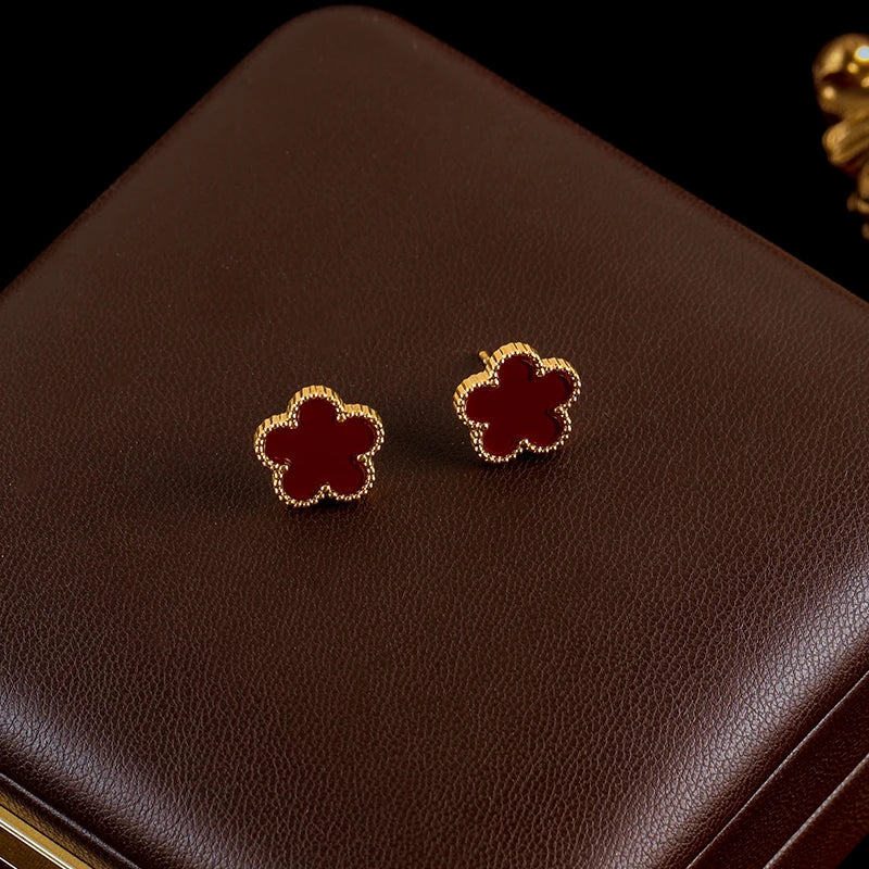 Conjunto Trevo Flor de Ameixa Colar, Brinco e Pulseira