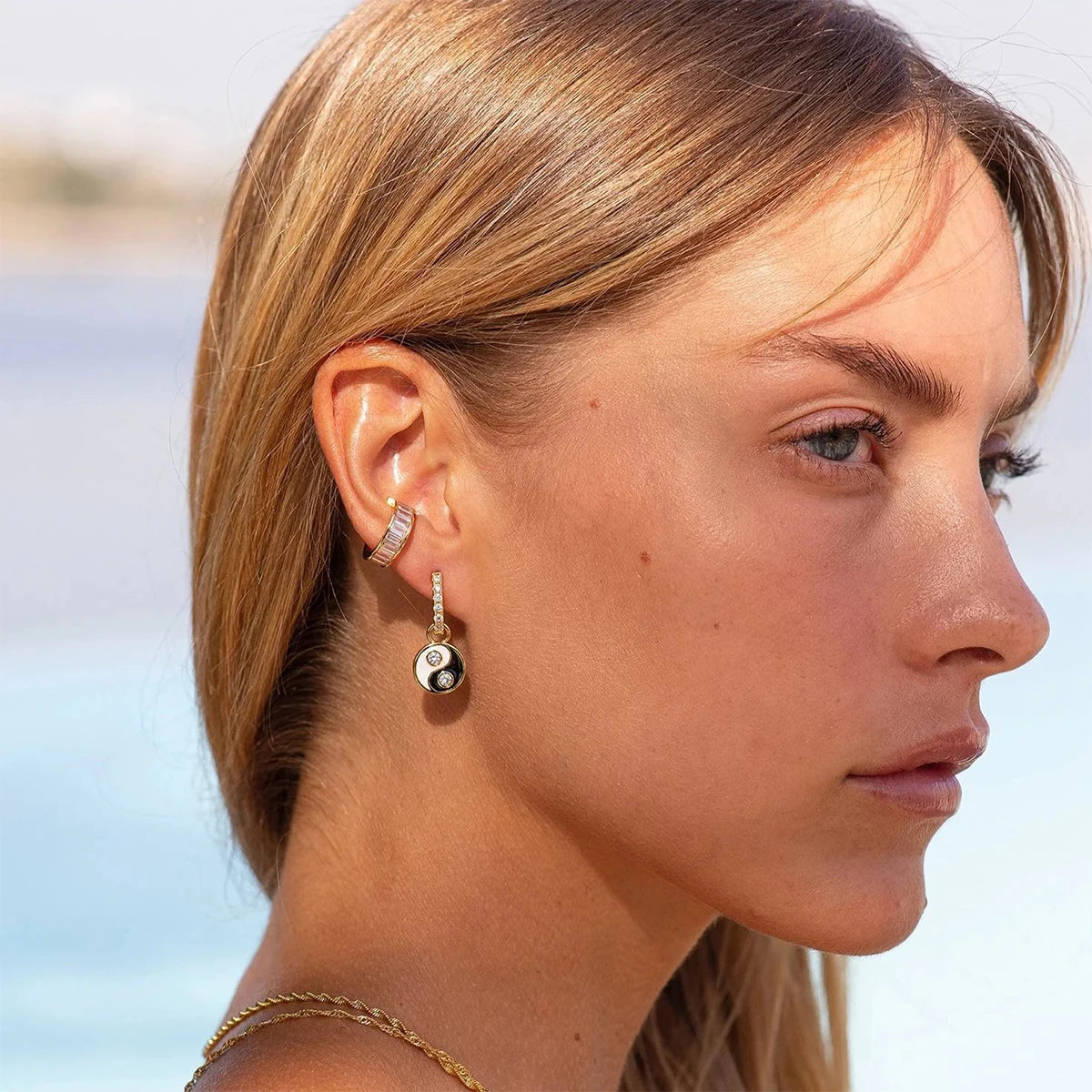 Brinco Piercing Fake Cravejado