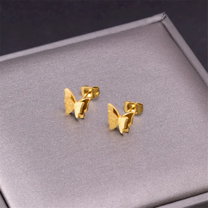 Conjunto Colar Gravatinha e Brinco Borboleta