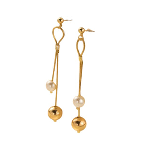 Brinco Fio Pérola Branca e Dourada