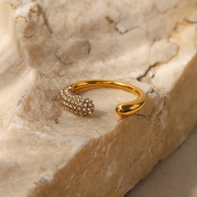 Anel Gotas Cravejado Ajustável Banhado a Ouro 18K