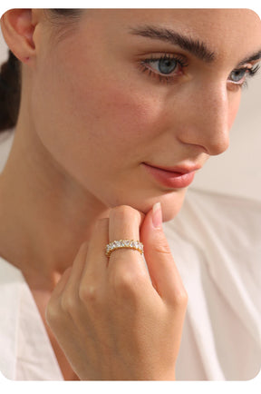 Anel Love Zircônia Banhado a Ouro 18K