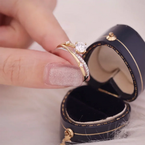 Anel Aliança Solitária Pedra Moissanite Banhado a Ouro 18K