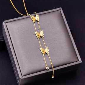 Conjunto Colar Gravatinha e Brinco Borboleta