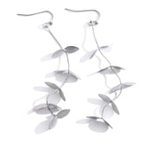 Brinco Folhas Fio Delicado Banhado a Ouro