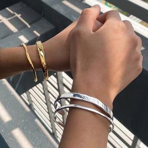 Pulseira Duo Ondas assimétricas Banho Ouro 18K