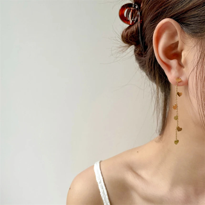 Brinco Fio Longo Coração