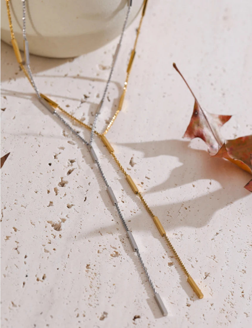 Colar Gravatinha Pingente Palito