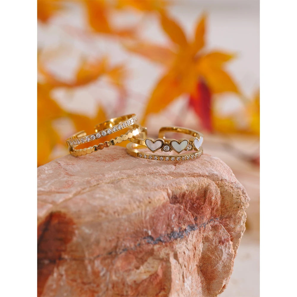 Anel Coração Branco Ajustável Banhado a Ouro 18K