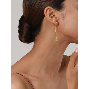 Brinco Fio Longo Pérolas Douradas